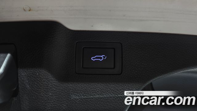 Hyundai Santa Fe The Prime Diesel 2.0 2WD Value Plus 2018 — фото 17