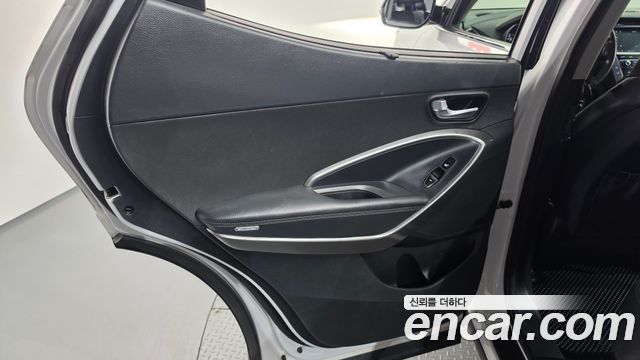 Hyundai Santa Fe The Prime Diesel 2.0 2WD Value Plus 2018 — фото 25
