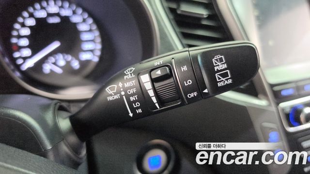 Hyundai Santa Fe The Prime Diesel 2.0 2WD Value Plus 2018 — фото 28