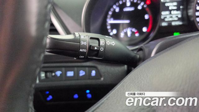 Hyundai Santa Fe The Prime Diesel 2.0 2WD Value Plus 2018 — фото 32