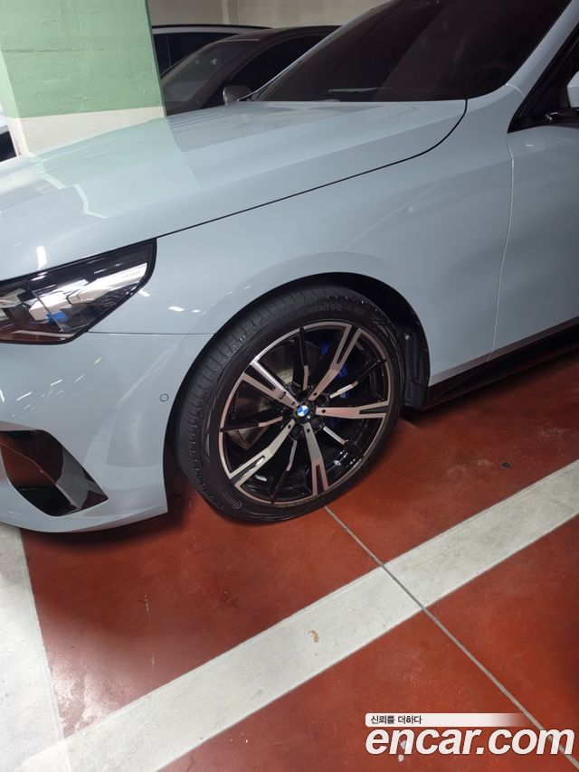 BMW 5 Series (G60) 530i xDrive M Sport 2026 — фото 4