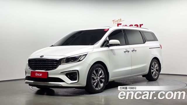 Kia Carnival 9-Seater Noblesse Special 2019 — фото 1
