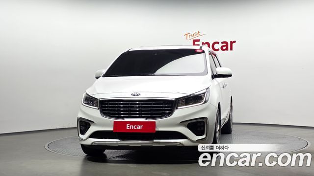 Kia Carnival 9-Seater Noblesse Special 2019 — фото 3