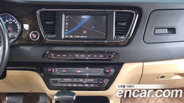 Kia Carnival 9-Seater Noblesse Special 2019 — фото 14