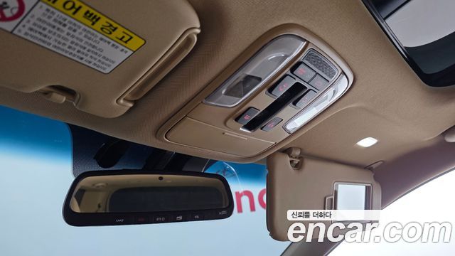 Kia Carnival 9-Seater Noblesse Special 2019 — фото 17