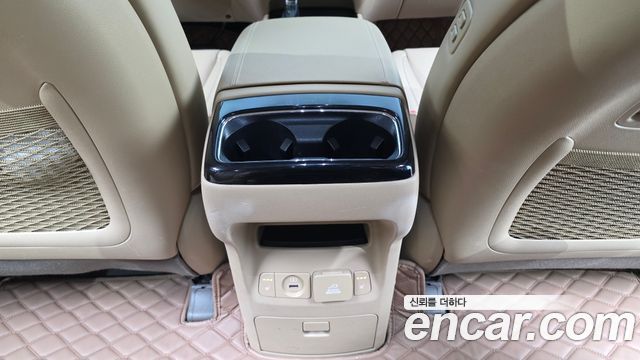 Kia Carnival 9-Seater Noblesse Special 2019 — фото 18