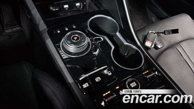 Kia K5 (III) 2.0 LPI(Renter car) Strandard 2023 — фото 9