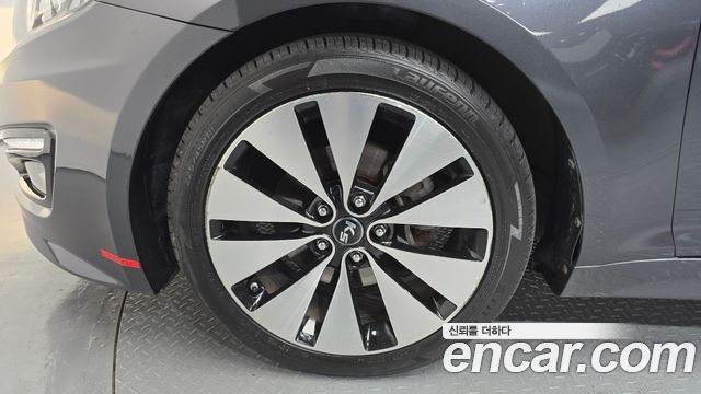 Kia K5 2.4 GDI Noblesse 2011 — фото 5