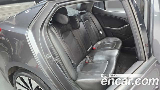 Kia K5 2.4 GDI Noblesse 2011 — фото 12
