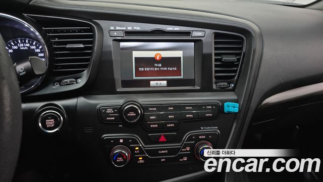 Kia K5 2.4 GDI Noblesse 2011 — фото 16