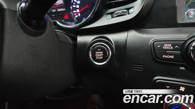 Kia K5 2.4 GDI Noblesse 2011 — фото 18