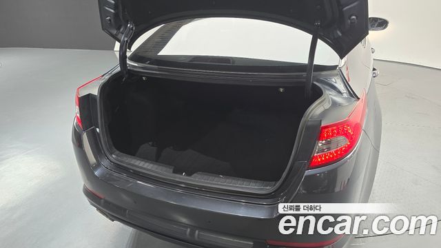 Kia K5 2.4 GDI Noblesse 2011 — фото 20