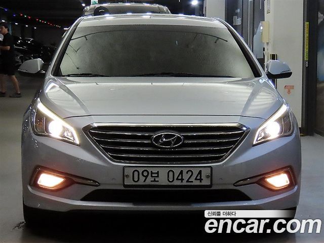 Hyundai Sonata (LF) 2.0 Premium 2016 — фото 3