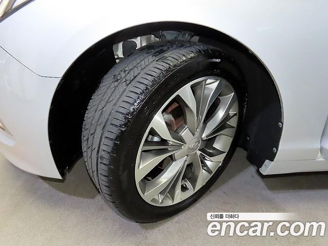 Hyundai Sonata (LF) 2.0 Premium 2016 — фото 5