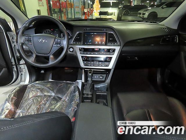 Hyundai Sonata (LF) 2.0 Premium 2016 — фото 7