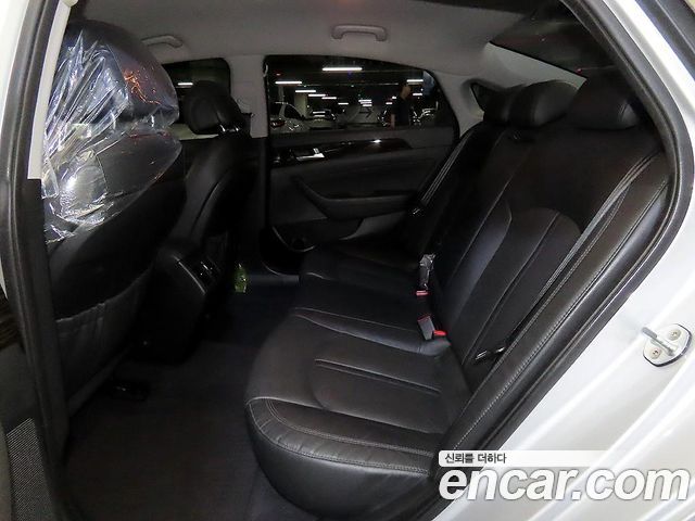 Hyundai Sonata (LF) 2.0 Premium 2016 — фото 15