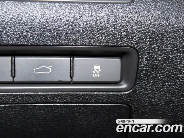 Hyundai Sonata (LF) 2.0 Premium 2016 — фото 19