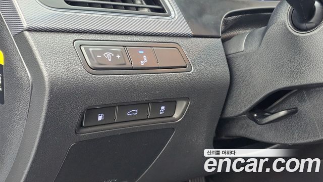 Hyundai Sonata Hybrid (LF) 2.0 HEV Modern Special 2017 — фото 16