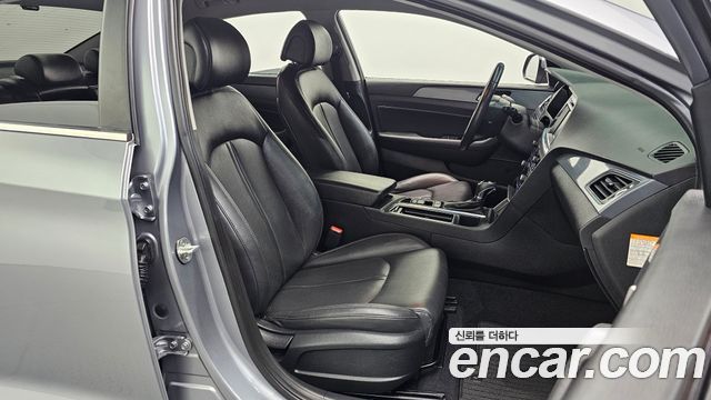Hyundai Sonata Hybrid (LF) 2.0 HEV Modern Special 2017 — фото 26