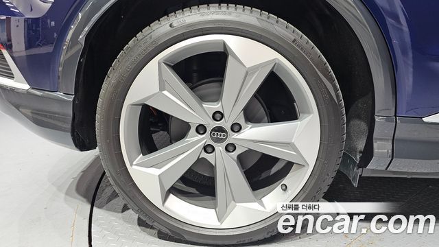 Audi Q4 e-tron (F4) 45 Premium Sportback 2026 — фото 5