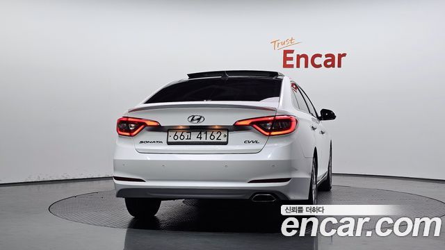 Hyundai Sonata (LF) 2.0 Smart 2015 — фото 4