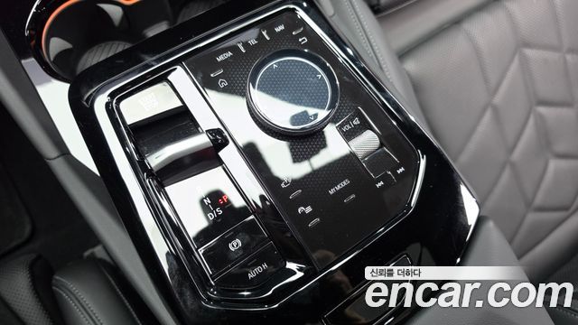 BMW 5 Series (G60) 523d M Sport 2025 — фото 9
