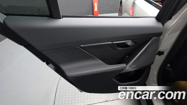 BMW 5 Series (G60) 523d M Sport 2025 — фото 25