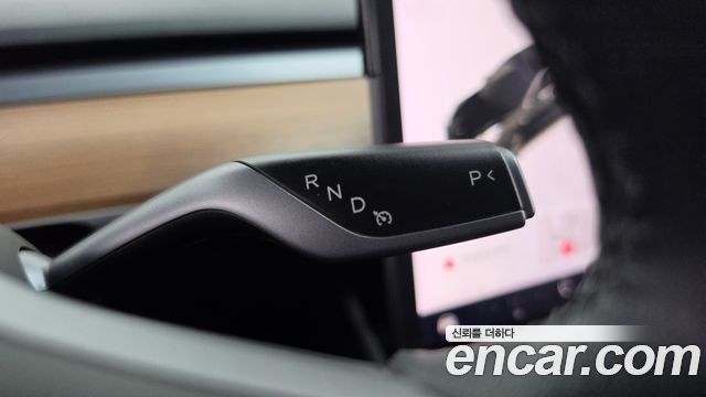 Tesla Model 3 Long Range AWD 2020 — фото 9