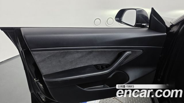 Tesla Model 3 Long Range AWD 2020 — фото 24