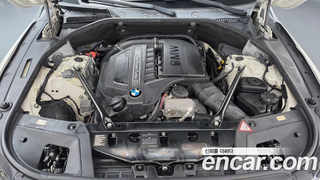 BMW 5 Series GT (F07) GT 2011 — фото 6
