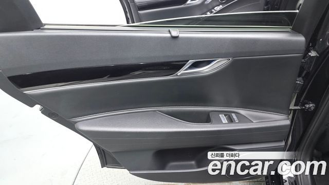 Genesis G80 (RG3) Gasoline 2.5 Turbo 2WD 2022 — фото 25