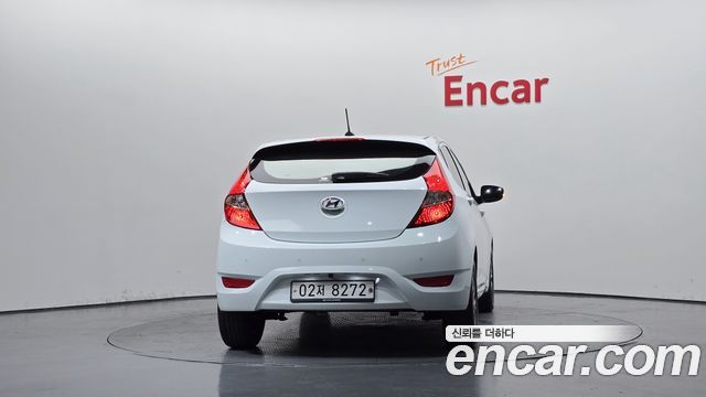 Hyundai Accent (New) Diesel WIT 1.6 VGT Premium 2014 — фото 4