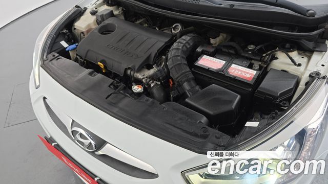 Hyundai Accent (New) Diesel WIT 1.6 VGT Premium 2014 — фото 6