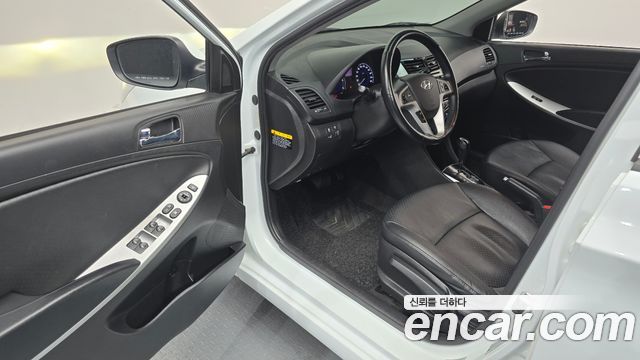 Hyundai Accent (New) Diesel WIT 1.6 VGT Premium 2014 — фото 10