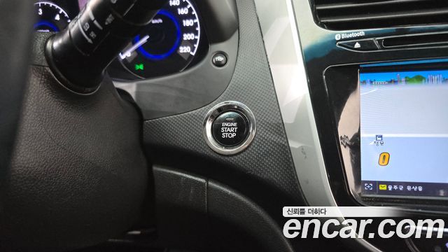 Hyundai Accent (New) Diesel WIT 1.6 VGT Premium 2014 — фото 19