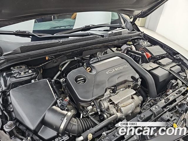 Chevrolet Malibu 1.5 Turbo LT Deluxe 2017 — фото 6