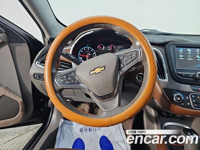 Chevrolet Malibu 1.5 Turbo LT Deluxe 2017 — фото 9