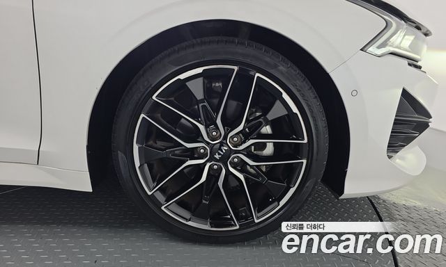 Kia K5 (III) 1.6 Turbo Signature 2021 — фото 21