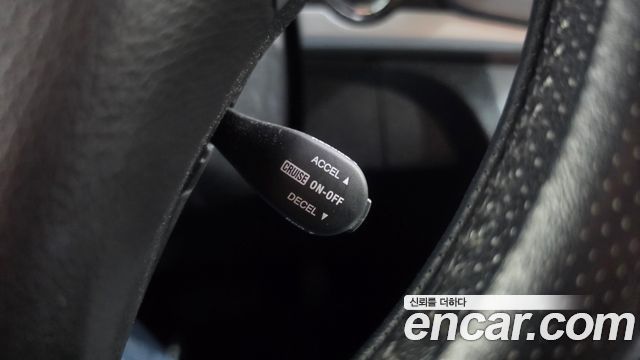 KG Mobility (SsangYong) Korando C 2.0 CVT 2WD Deluxe 2015 — фото 20