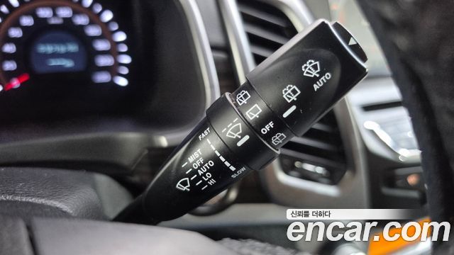 KG Mobility (SsangYong) Korando C 2.0 CVT 2WD Deluxe 2015 — фото 28