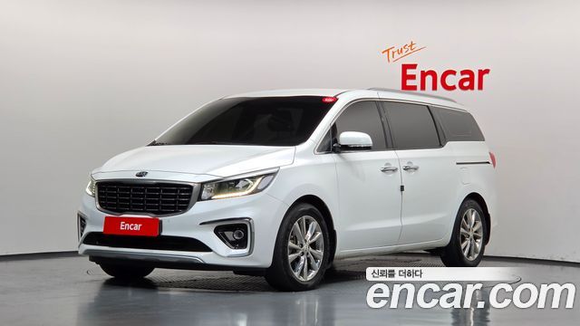 Kia Carnival 9-Seater Prstige 2020 — фото 1