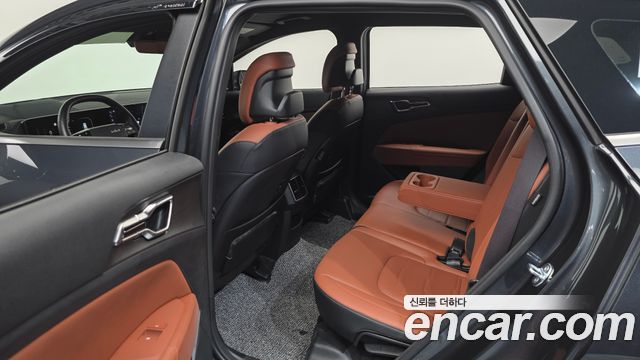 Kia Sportage (V) Gasoline 1.6 Turbo 2WD Signature 2025 — фото 12