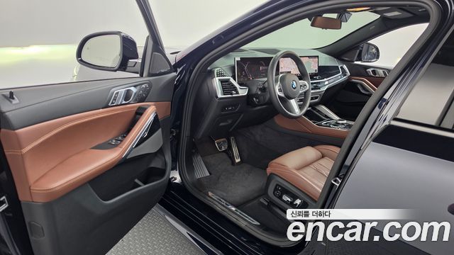 BMW X6 (G06) xDrive40i M Sport 2025 — фото 10