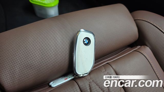 BMW X6 (G06) xDrive40i M Sport 2025 — фото 16