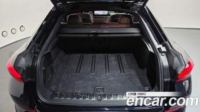 BMW X6 (G06) xDrive40i M Sport 2025 — фото 19