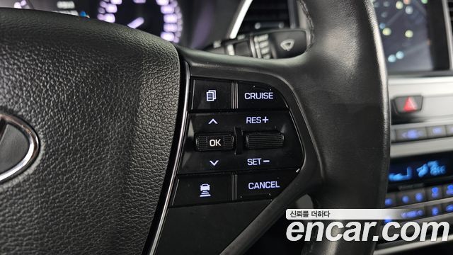 Hyundai Sonata (LF) 2.0 Premium Special 2016 — фото 18