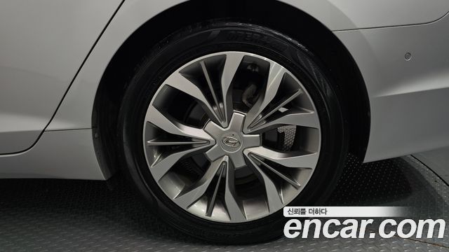 Hyundai Sonata (LF) 2.0 Premium Special 2016 — фото 21