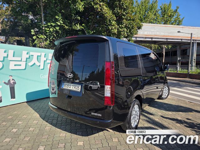Hyundai Staria Cargo 5-Seater Modern 2022 — фото 2