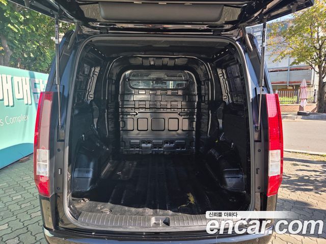 Hyundai Staria Cargo 5-Seater Modern 2022 — фото 3