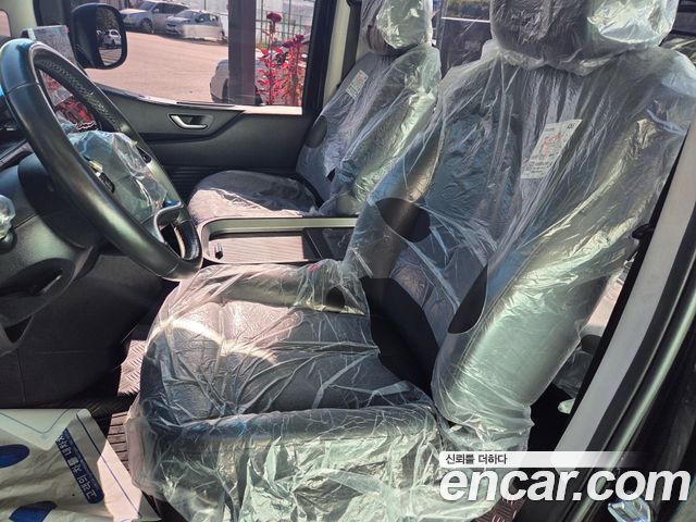 Hyundai Staria Cargo 5-Seater Modern 2022 — фото 10